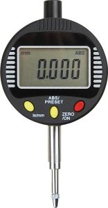 Digitálny odchýlkomer 12