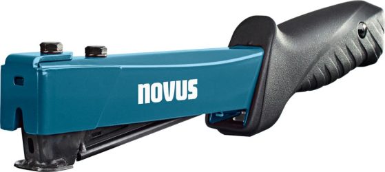 Kladivová sponkovačka J-044 Novus